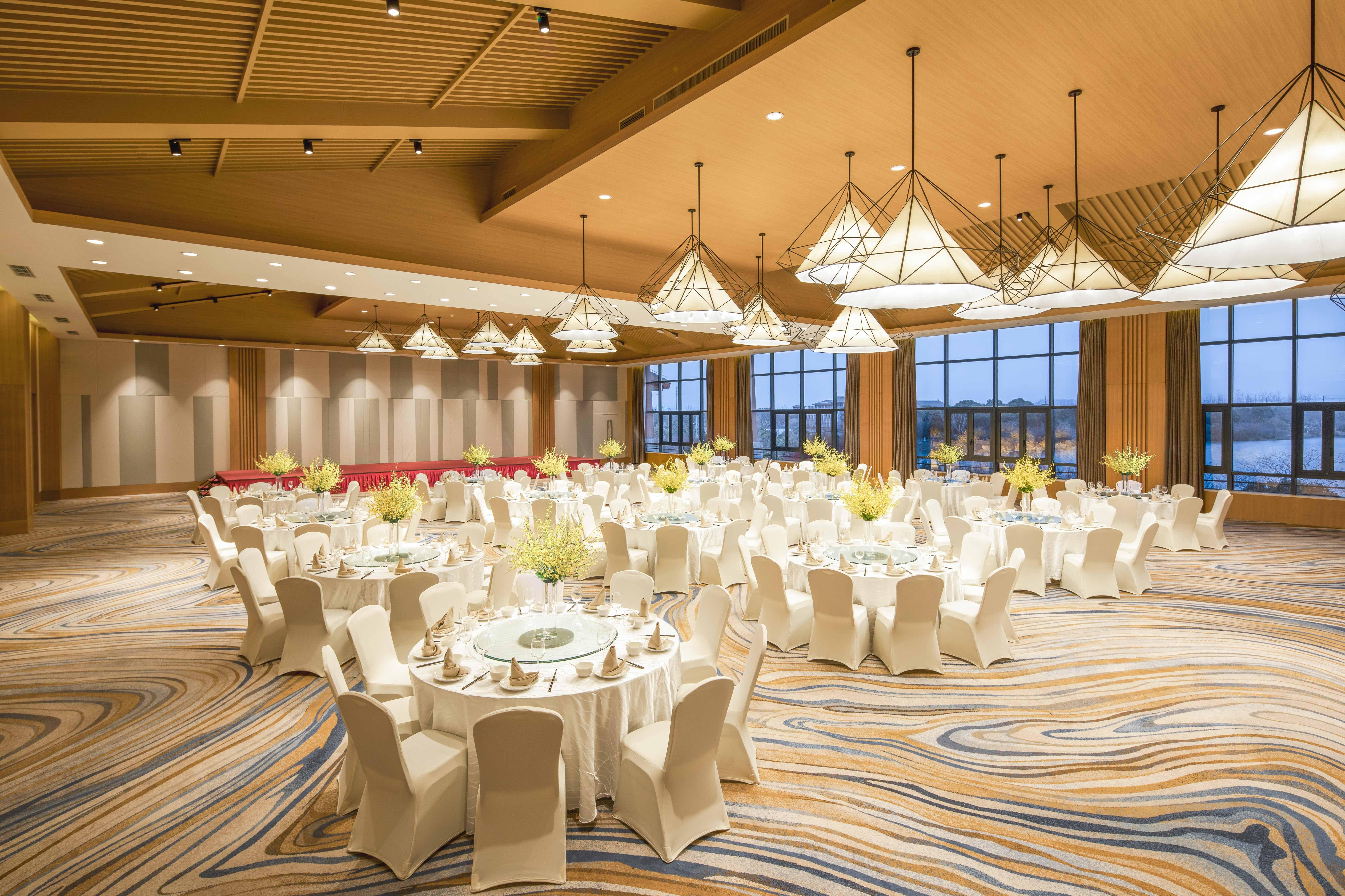 Holiday Inn Kunshan Huaqiao By Ihg Екстер'єр фото