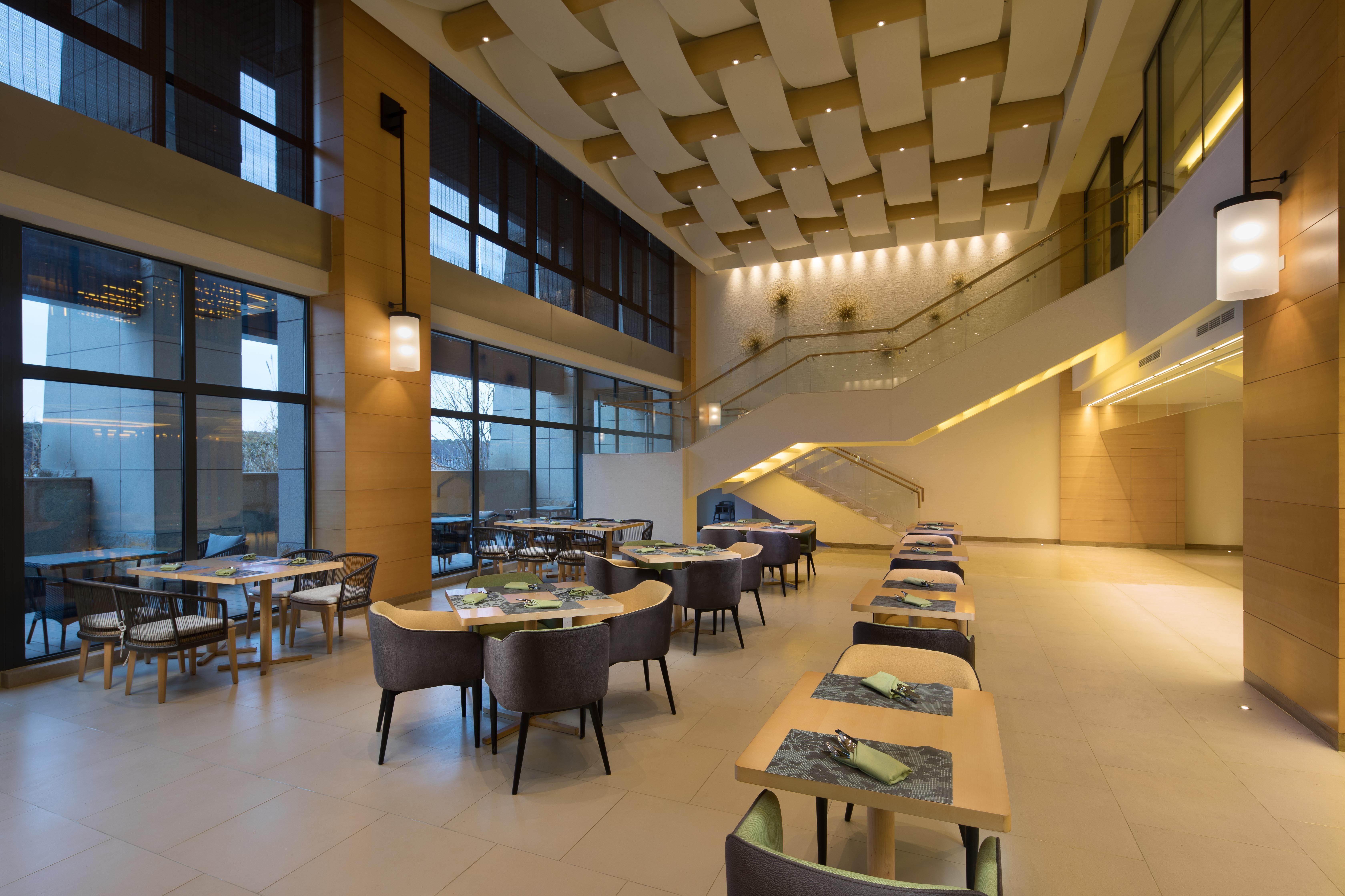 Holiday Inn Kunshan Huaqiao By Ihg Екстер'єр фото
