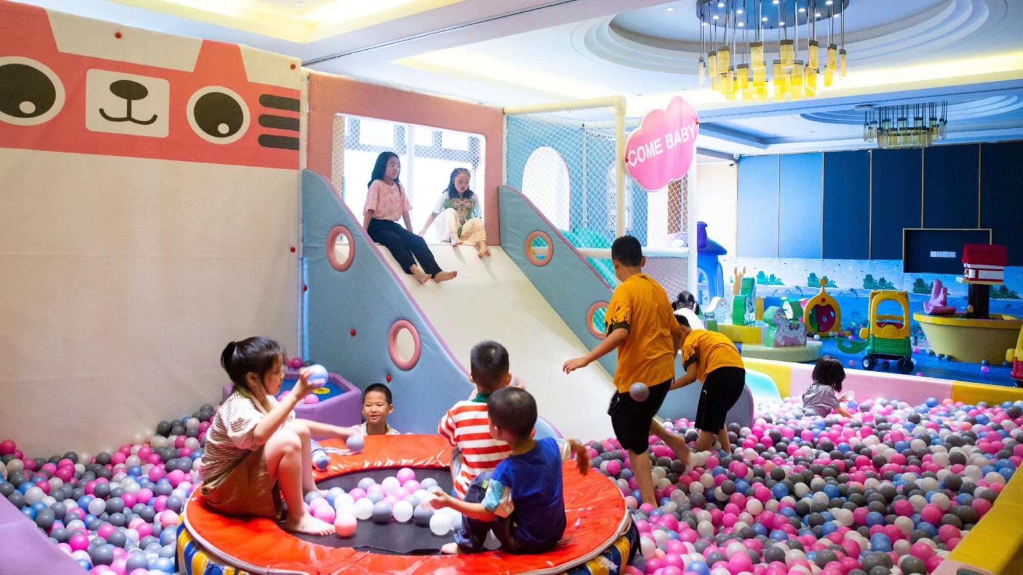 Holiday Inn Kunshan Huaqiao By Ihg Екстер'єр фото